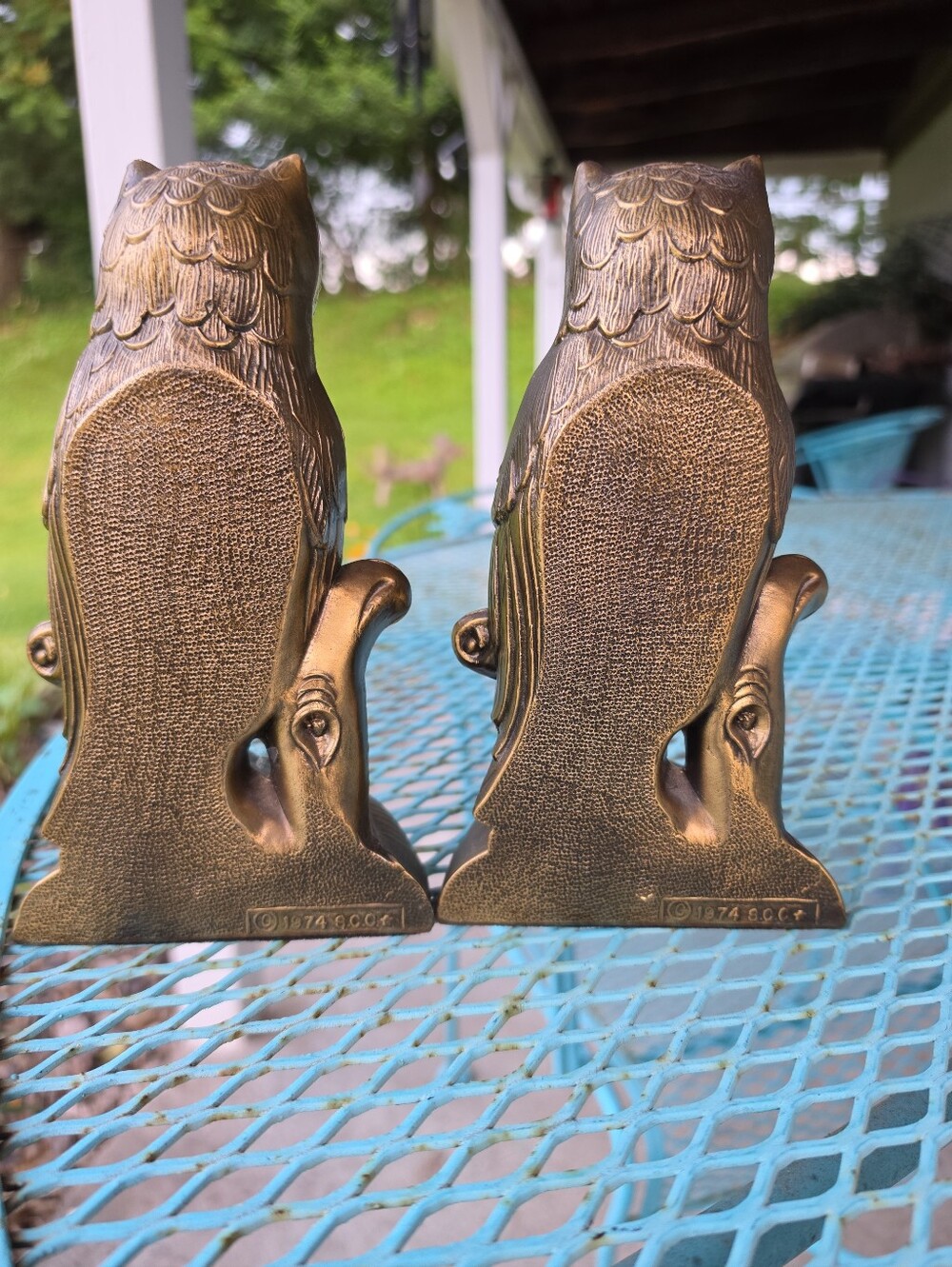 VINTAGE BRASS OWL PATINA 8" BOOKENDS 1974 SCC CAST METAL - Picture 2 of 6